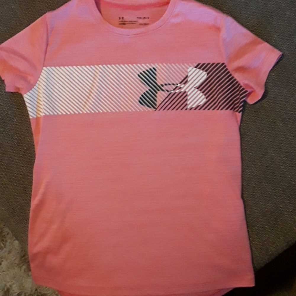 Girls under armour dri fit shirt